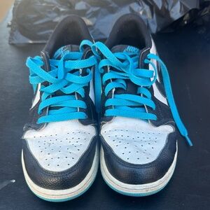 Nike Kids Black and Teal Sneakers